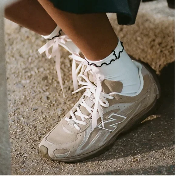 NWT New Balance 204 L Woman Mushroom with arid stone Size US 9 - Picture 3 of 8